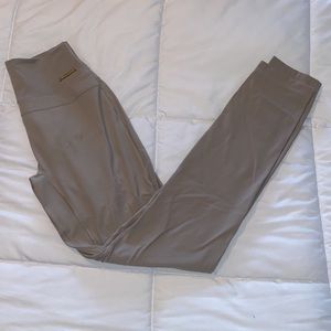 Whitney Simmons Gymshark leggings